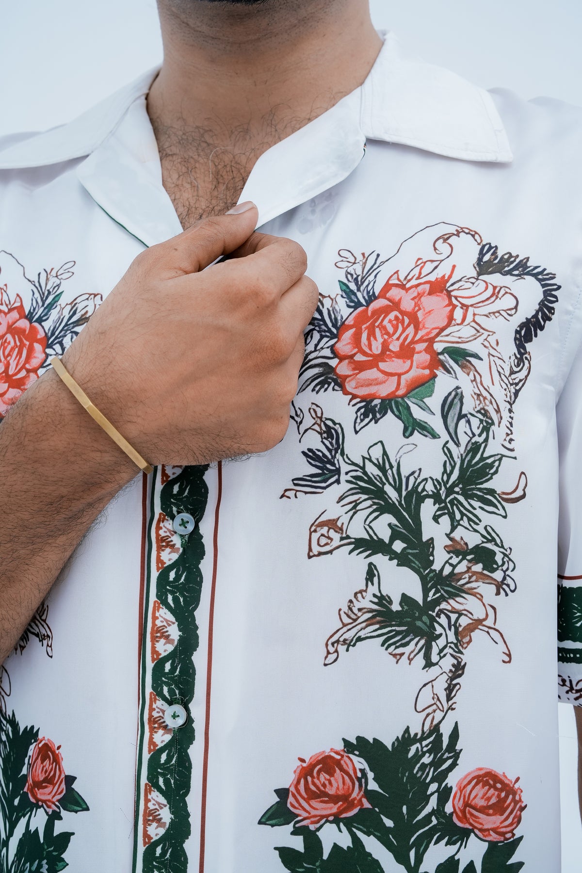 Meadow Border Print Shirt - collar detail
